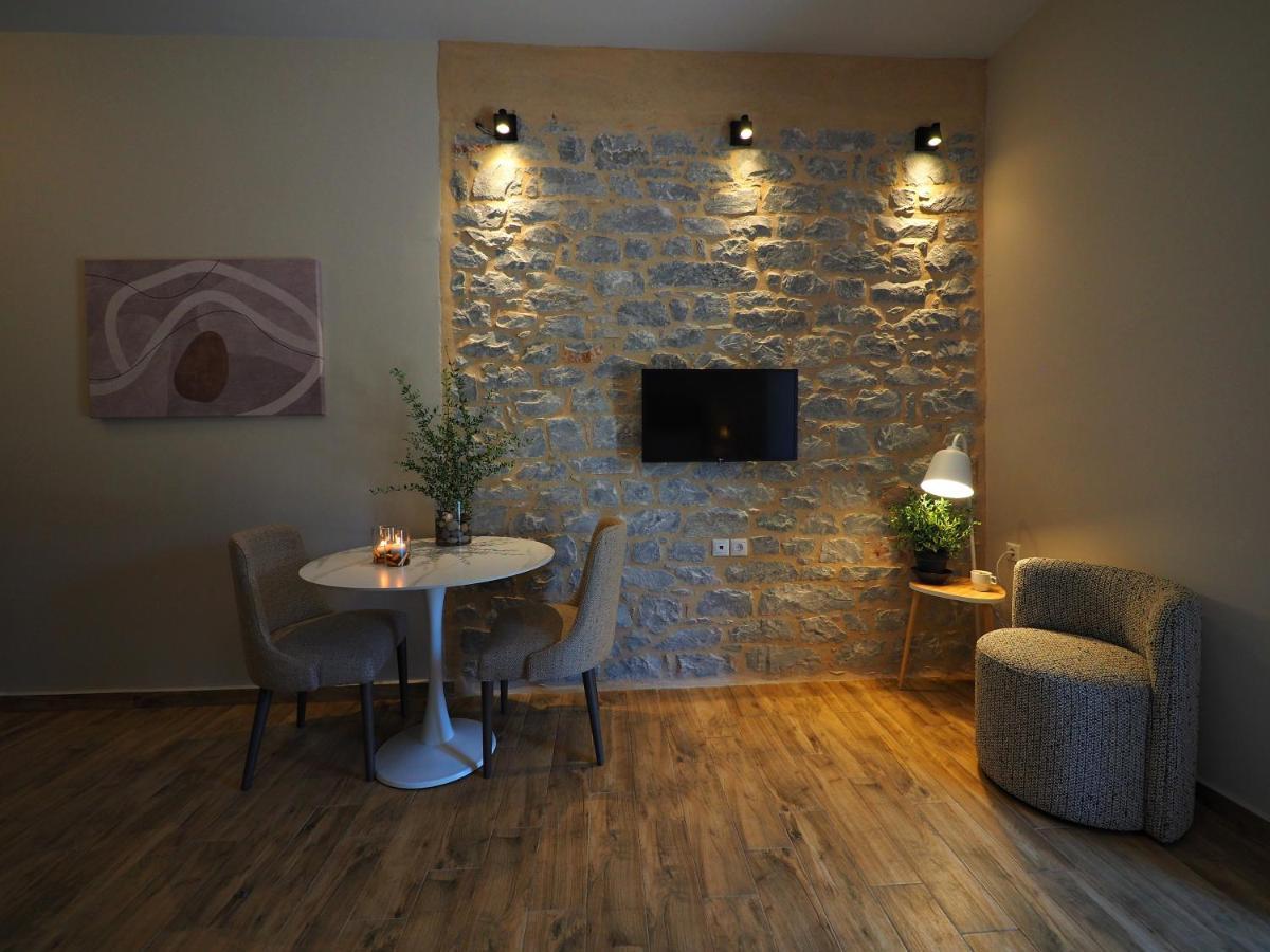 Terra Di Pietra Exclusive Suites & Apartments 阿里奥波利斯 外观 照片