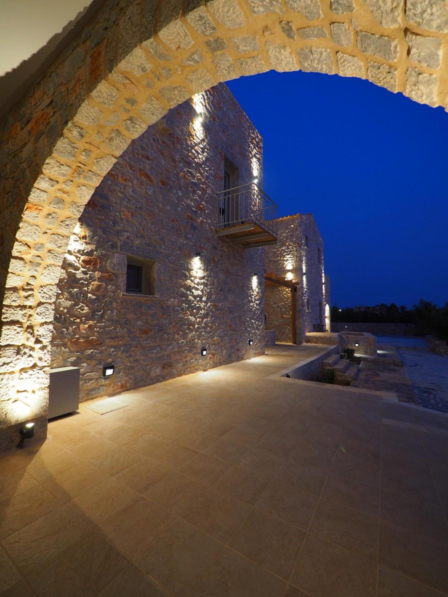 Terra Di Pietra Exclusive Suites & Apartments 阿里奥波利斯 外观 照片