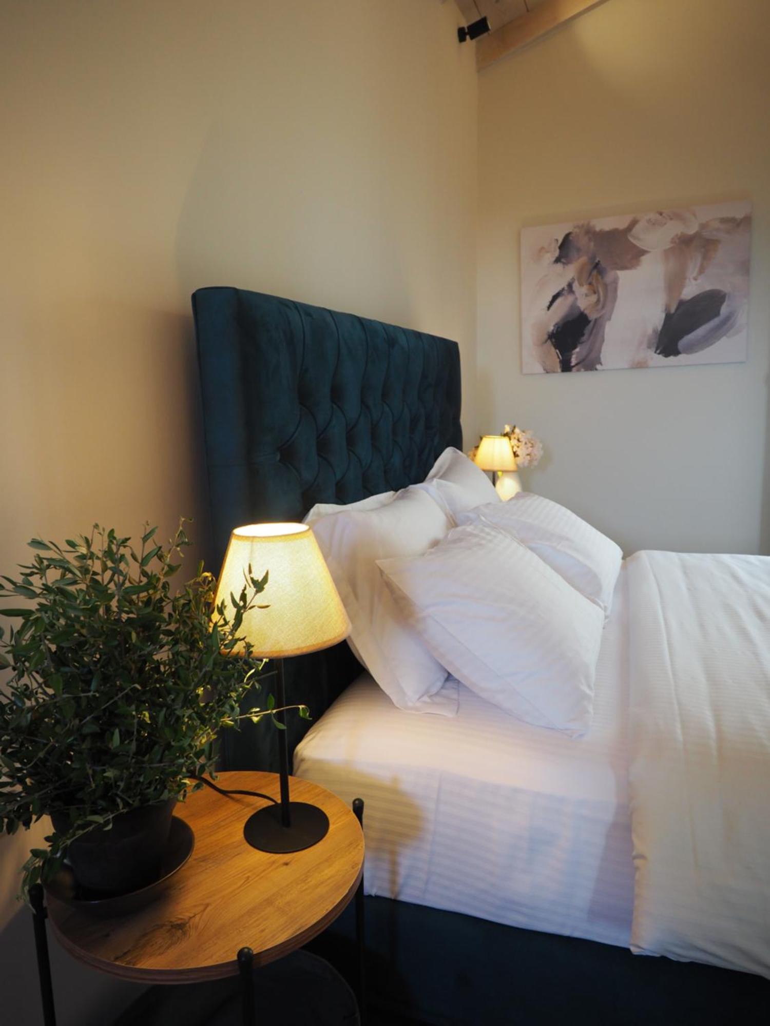 Terra Di Pietra Exclusive Suites & Apartments 阿里奥波利斯 外观 照片